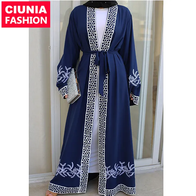 1810 # Nieuwste Moslim Abaya Wit En Blauw Borduurwerk Front Open Kimono Abaya Bijpassende Riem Dubai Abaya 2020
