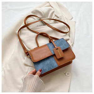 Sacs à main pour femmes en cuir PU tendance en gros, personnalisables avec logo, sacs carrés sous le bras, sacs bandoulière, sacs à épaule en bloc uni - Product Image 1