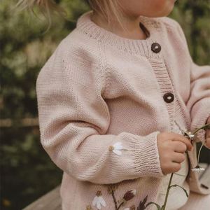 Vêtements d'extérieur pour filles, vêtements tricotés pour nouveau-nés, <span class=keywords><strong>cardigan</strong></span> brodé de fleurs 100% coton, pull pour enfants - Product Image 5
