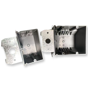 Boîtier de jonction ETL homologué 21 pouces cubes, 1 poste, ignifuge, en PVC réglable avec support de montage métallique - Product Image 2