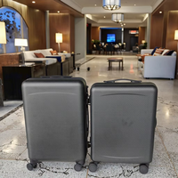 Vente en gros de valise de transport rigide de luxe en fibre de carbone 100% véritable polycarbonate personnalisé avec fermeture de cadre en aluminium