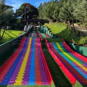 Venta caliente Unpowered Amusement Rides parque infantil al Aire Libre juegos de atracción barata tobogán de arco iris seco para la venta