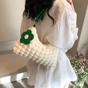 2025 nouveau sac à bandoulière pour femmes avec sac à main à bandoulière plissé de grande capacité de couleur unie