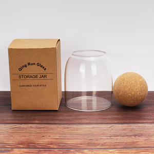 Vente en gros de bougeoirs en verre vides en coton de marque propre personnalisés et réutilisables avec boule de bois couvercles en liège scellés - Product Image 1