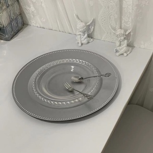 2024 New Chất Lượng Cao 13 Inch Vòng Tái Sử Dụng Bạc Nhựa Tấm Sạc Đám Cưới Đảng Bảng Trang Trí - Product Image 2