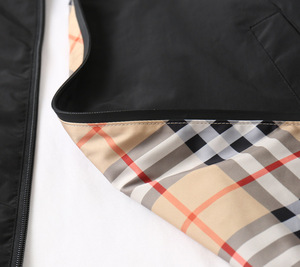 Top quality Casual Autumn Wear Fashion <b>breathable</b> <b>waterproof</b> Outdoor fashion Bur berry Reversible <b>lightweight</b> <b>jacket</b> for men - Product Image 3