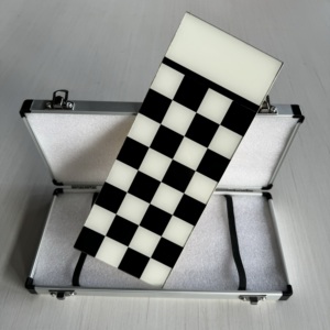 Plaque de mesure de revêtement à grille noire et blanche utilisée pour <span class=keywords><strong>la</strong></span> détermination de <span class=keywords><strong>la</strong></span> puissance de couvrance du revêtement - Product Image 2