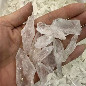 Vente en gros de cristaux naturels blancs polis, pierres brutes, baguette de quartz clair, pointe de quartz, pierre brute pour la guérison - Product Image 3