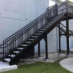 Scale Diritte Compatte per Esterni, Scala Metallica per Casa, Design in Acciaio Zincato - Product Image 1