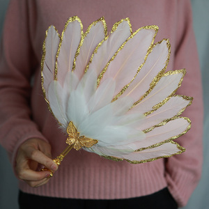 Fan hâm mộ tay lông vũ tự nhiên tay thủ công phong cách retro cổ điển hiệu suất trang trí thanh lịch khiêu vũ bên gấp fan hâm mộ - Product Image 3