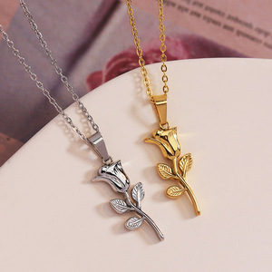 Elegante y Moderno Juego de Collar y Aretes con Colgante de Rosa en Acero Inoxidable Chapado en Oro PVD de 18K para Mujer |   Impermeable, Hipoalergénico, No se Desvanece - Product Image 5