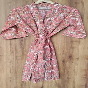 ชุดกิโมโนผ้าฝ้ายลายดอกไม้ยอดนิยม พิมพ์ลายบล็อกอินเดีย เสื้อผ้าลำลอง นุ่มสบาย ระบายอากาศได้ดี ชุดฤดูร้อน ราคาขายส่ง - Product Image 1