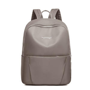 Mochila Impermeable Personalizada para Mujer, para la Universidad, Escuela, Viajes al Aire Libre, de Nailon, Duradera y Elegante - Product Image 6