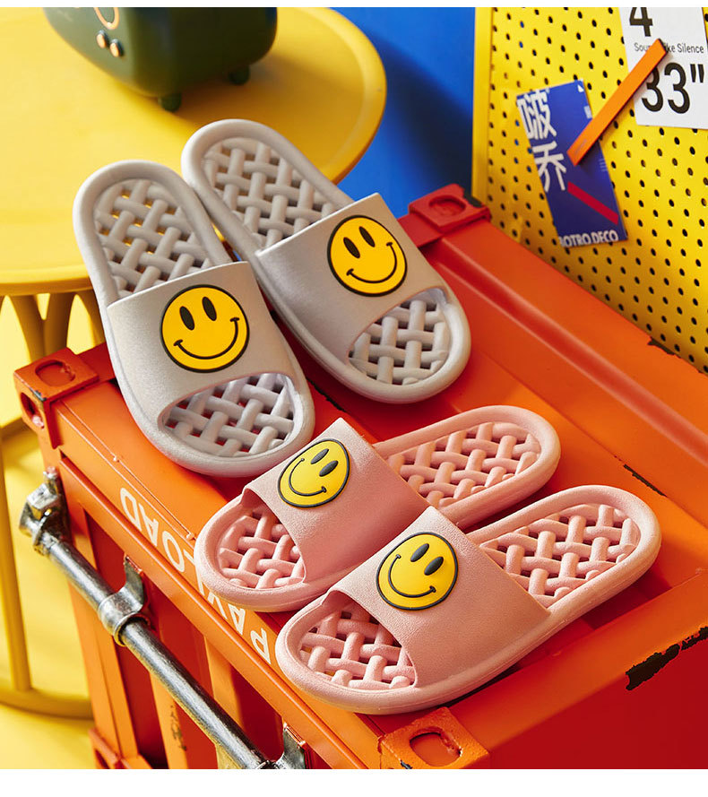 Smiling Face Slides Slippers Summer Home Bath Indoor Slippers Wholesale