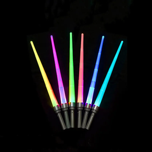 Neue Regenbogen Lasers chwert erweiterbare leuchtende Spielzeug Flash <span class=keywords><strong>Wand</strong></span> LED Kids Party - Product Image 2