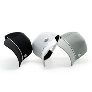 Gorras de Béisbol de 5 Paneles, Impermeables, con Orificios Cortados a Láser, Logotipo Metálico Personalizado, con Cuerda - Product Image 4