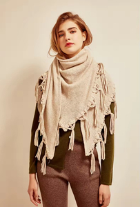 Bufanda Triangular de Lana de Cachemira Tejida con Logotipo Personalizado, Color Beige Sólido, Chal Largo de Invierno - Product Image 4