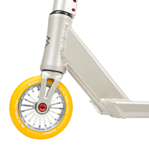 Trottinette en aluminium pour femmes City Cruiser avec pont stable de 14cm de large pour l'équitation quotidienne - Product Image 3