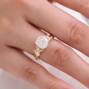 Anelli in Oro Giallo 18K con Diamanti D VS1 da 2,5 Carati, Taglio Cushion Creato in Laboratorio, Design Unico, Gioielli da <span class=keywords><strong>Donna</strong></span> per Anniversario - Product Image 5