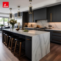 Armoires de cuisine modernes modulaires en contreplaqué sur mesure Alland, laquées noires, avec robinet, pour salle à manger et appartement