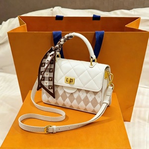 Sacs à main pour femmes de style designer de haute qualité, sac bandoulière en cuir PU, sac Berkine, sacs à bandoulière pour femmes à usage unique - Product Image 1
