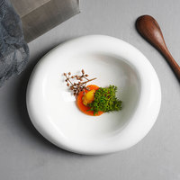 Plato de Postre Escultural Blanco TESSWANG con Borde Profundo y Redondeado para Restaurantes de Alta Cocina, Vajilla al por Mayor para Hoteles