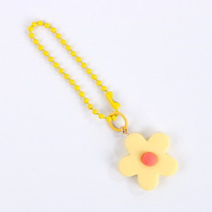 Creativo Ins colorido arcilla pequeña flor accesorios Internet celebridad mismo estilo infantil femenino corazón auricular caso colgante - Product Image 6