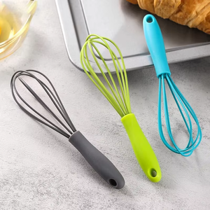 Batidora de Huevos de Silicona Portátil de 6 Pulgadas para Niños, Batidora Manual Multiusos para Crema y Repostería, Herramienta de Cocina - Product Image 6