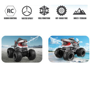 لعبة جاكو الرائجة: سيارة قرش برمائية تعمل بالتحكم عن بعد مع وظيفة رش الماء، لعبة للأطفال - Product Image 4