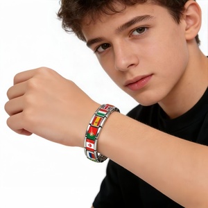 สร้อยข้อมือสแตนเลสสตีลขนาด 9 มม. ลายธงชาติอิตาลีสีทอง ประดับด้วยจี้ห้อยแบบอิตาลี  สำหรับงาน DIY ทำเครื่องประดับลูกปัดแฟชั่นทันสมัย - Product Image 2