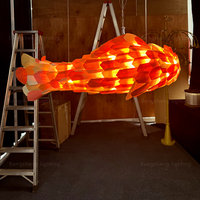 Suspension LED nordique moderne avec design de poisson créatif pour la décoration intérieure de villas hôtels ou de restaurants intérieurs