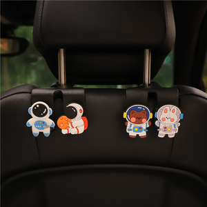 ตะขอแขวนพนักพิงศีรษะรถยนต์ลายการ์ตูน PVC แบบสองด้าน สำหรับตกแต่งภายใน - Product Image 2
