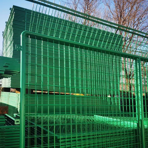 Welded <strong>Fence</strong> <strong>Net</strong> Product Square Hole Shape <strong>Wire</strong> <strong>Mesh</strong> - Product Image 1