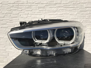 Fari a LED di Aggiornamento per Alogeni per <span class=keywords><strong>BMW</strong></span> <span class=keywords><strong>Serie</strong></span> <span class=keywords><strong>1</strong></span> <span class=keywords><strong>F20</strong></span> LCI con Angel Eyes Nuovi 2016-2019 - Product Image 5