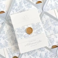 Suite d'invitations de mariage vintage bleues de luxe personnalisées, avec monogramme en relief, initiales du couple, cartes d'invitation de mariage
