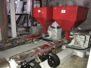 Máquina de Soplado de Película <span class=keywords><strong>Monocapa</strong></span> de Plástico de Doble Color de Alta Calidad con Buen Precio - Product Image 6