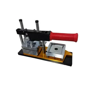 Máquina manual para hacer botones e imanes de nevera personalizados con foto, cuadrados de 63.5*63.5, rectangulares, de metal y hojalata. - Product Image 5