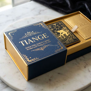 Carte da Gioco Personalizzate con Superficie Testurizzata Placcata in Oro 24k, Durevoli ed Ecologiche, Carte dei Tarocchi in Plastica con Foglio Metallico - Product Image 6