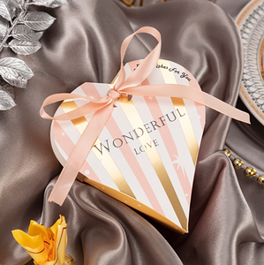 New Creative Elegant Heart-shaped Wedding Favor <b>Box</b> Candy <b>Box</b> <b>Sweet</b> <b>Box</b> Chocolate <b>Box</b> Rigid Boxes with Glossy Lamination - Product Image 5