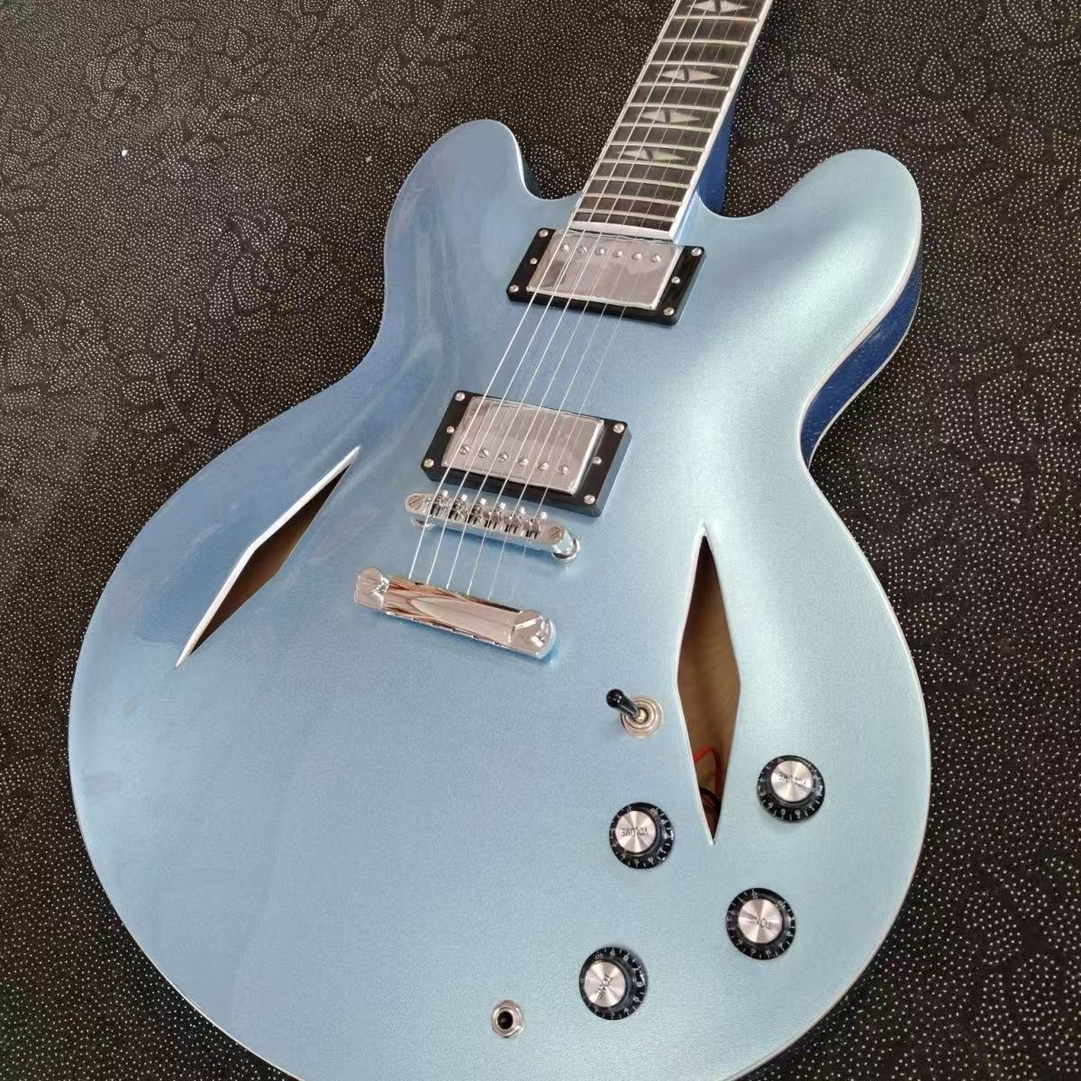 Bleu métallisé clair