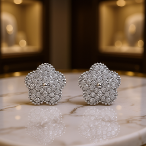 Orecchini E4527 in Oro Bianco con Diamanti Taglio Brillante Rotondo, Stile Classico da Sposa per Donna, Diamanti Naturali Colore D - Product Image 2