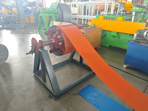 เครื่องม้วนลอนแบบฝาพับควบคุมด้วย PLC สำหรับอุตสาหกรรมกระเบื้องและการทำกระเบื้อง - Product Image 3