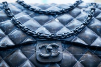 Sculpture en marbre noir de luxe au design moderne, artisanat en pierre, modèle de sac en marbre Nero Marquina pour la décoration de villas et d'hôtels