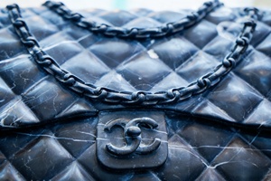 Desain Modern Mewah Patung Batu Marmer Hitam Nero <span class=keywords><strong>Marquina</strong></span> Kerajinan Tangan Seni Patung Marmer Model Tas untuk Dekorasi Villa Hotel - Product Image 3