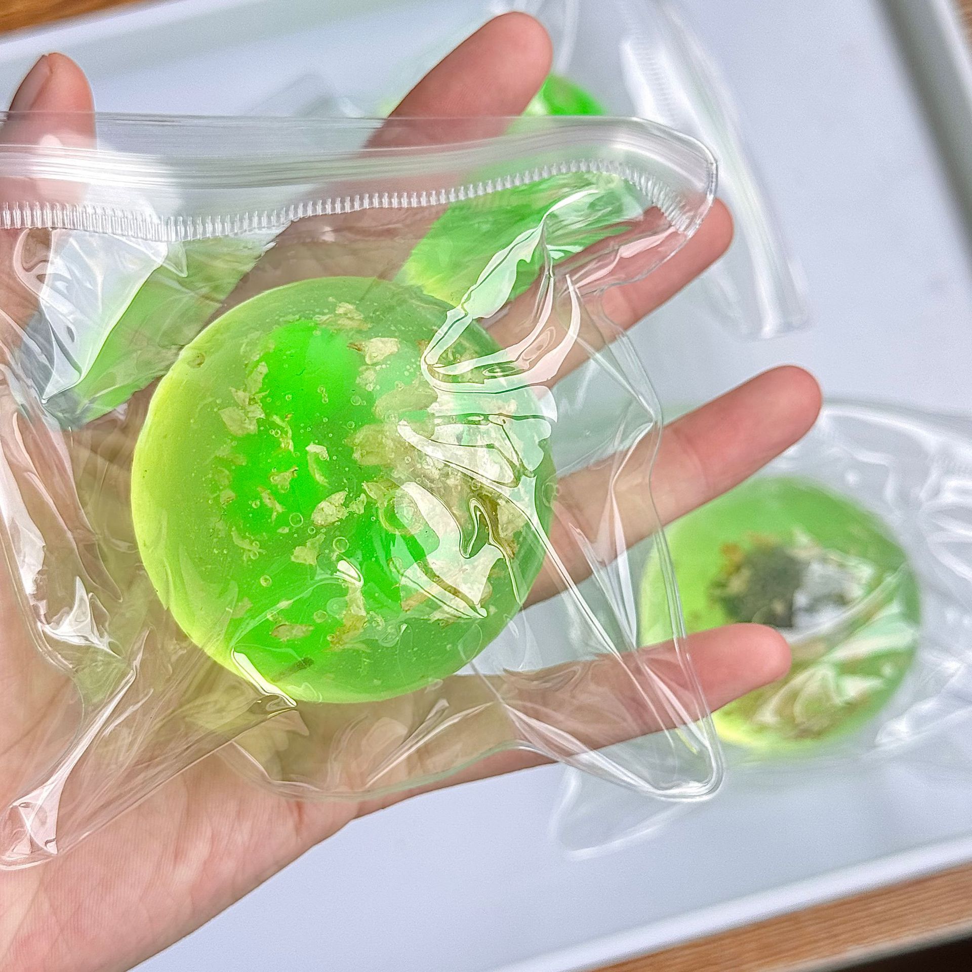 20299-องุ่นเขียวและมะลิ