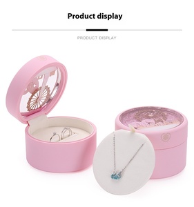 Boîte d'emballage de bijoux de chaîne d'ensemble de bague accessible de luxe avec des perles de lampe de capteur de grande roue de scène de sables mouvants pour des cadeaux - Product Image 5
