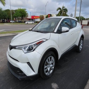Commandes personnalisées acceptées - <span class=keywords><strong>Toyota</strong></span> C-HR XLE FWD SUV 2013, <span class=keywords><strong>bleu</strong></span> métallisé, toit noir, sièges en cuir usagés, intérieur foncé, conduite à gauche, R17, automatique - Product Image 5