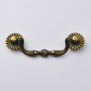 Furniture Handle Bar Zinc Alloy Rustic Style Cabinet Drawer Pull 88mm Hole Spacing European <b>Copper</b> Finish Durable - Product Image 1