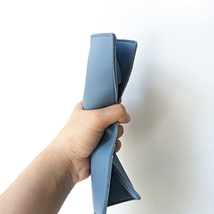 最新デザインヴィンテージPUレザー防水カスタムロゴユニセックス屋外旅行パスポート銀行カードカバー - Product Image 5