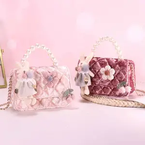 어린이 & #039;s 가방 귀여운 소녀 작은 향기로운 크로스 백 골드 다이아몬드 벨벳 코리아 패션 진주 핸드백 작은 가방 도매.